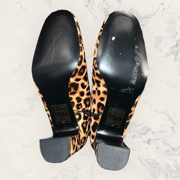 White House Black Market Cheetah Print Haircalf Heeled Bootie Women’s Size 8M - Picture 7 of 9